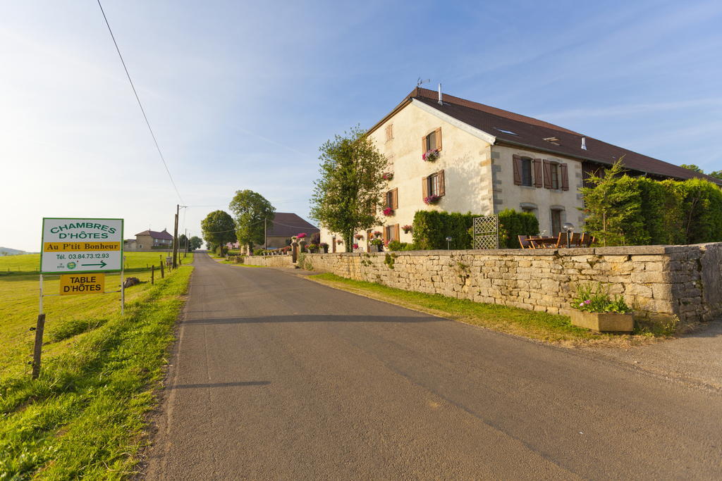 Le P'Tit Bonheur Bed & Breakfast Chilly-sur-Salins Bagian luar foto