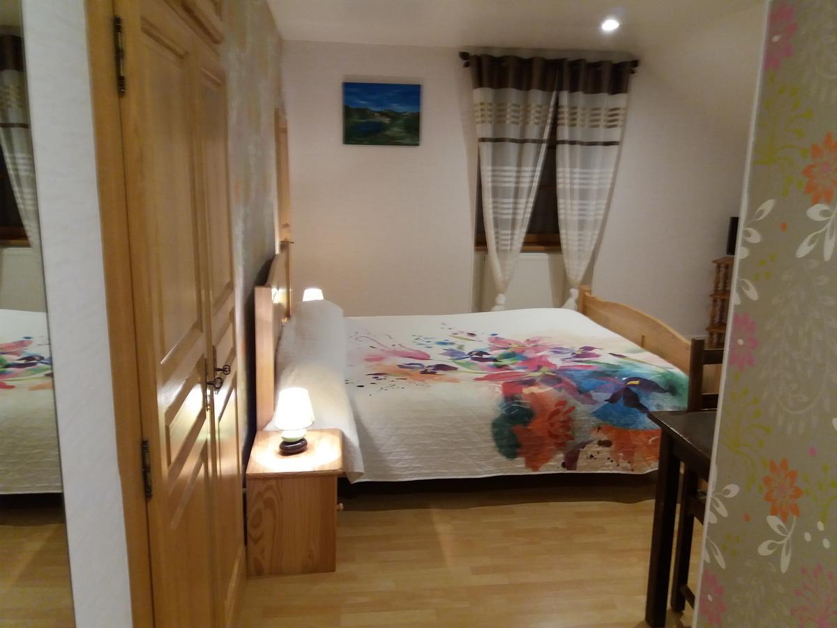 Le P'Tit Bonheur Bed & Breakfast Chilly-sur-Salins Bagian luar foto